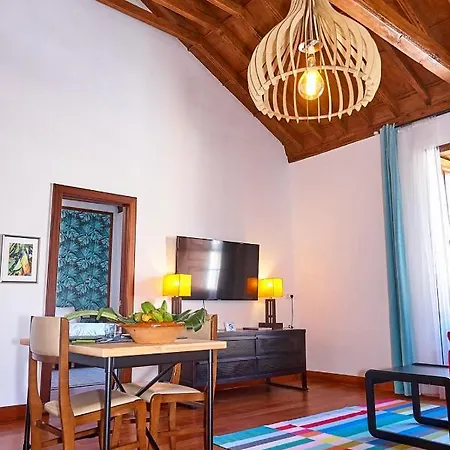 Platanera Apartahotel 4*