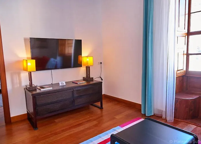 Platanera Ξενοδοχείο με διαμερίσματα 4*