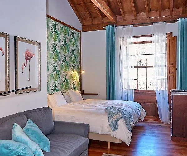 Platanera Aparthotel